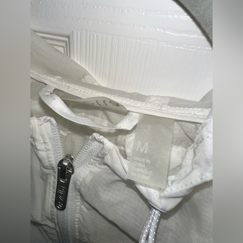 Zella sheer packable jacket $99 retail - Picture 7 of 11